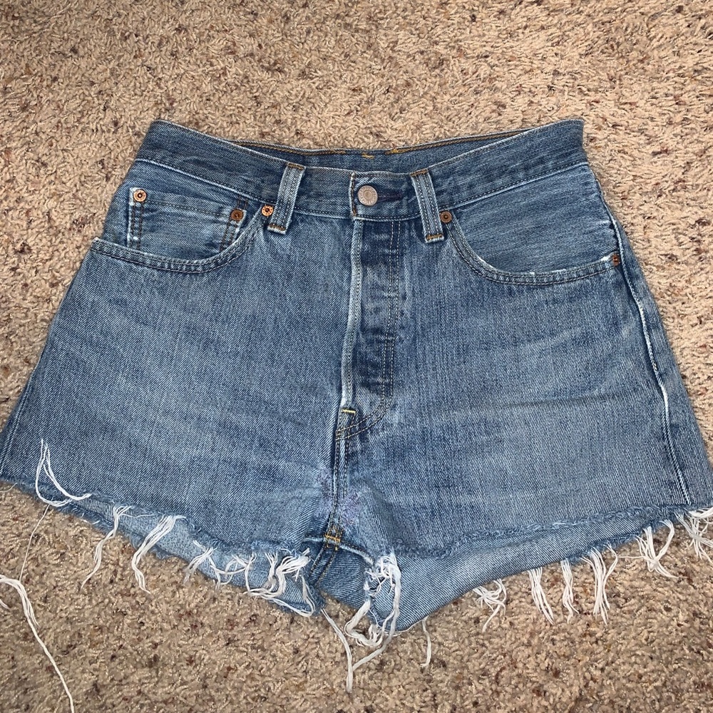 levis blue denim cut off shorts